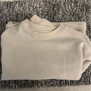 Alo Cream Oversized Sweatshirt